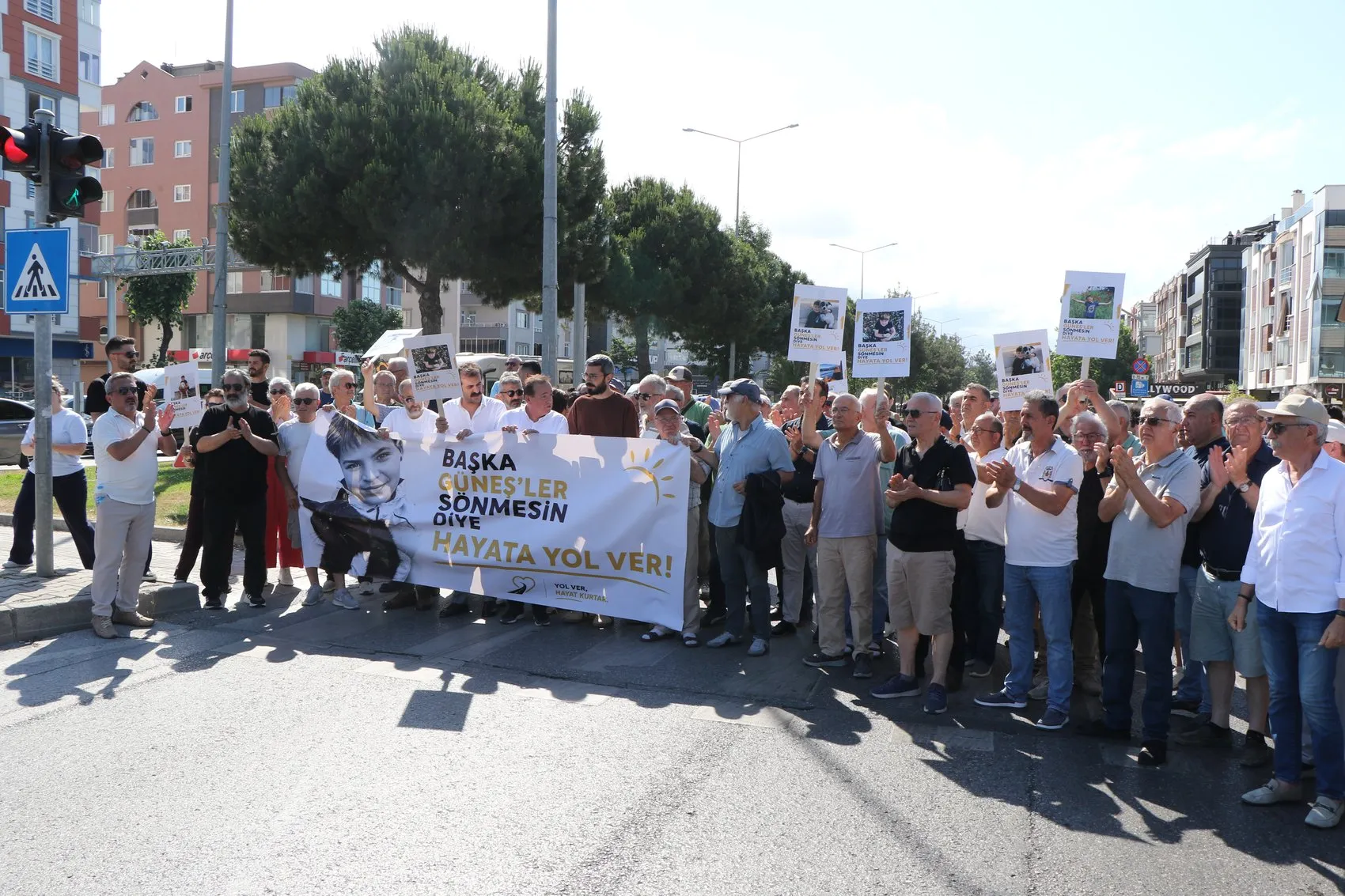 Samsun'da bir çocuğun hayatını kaybettiği kavşakta eylem