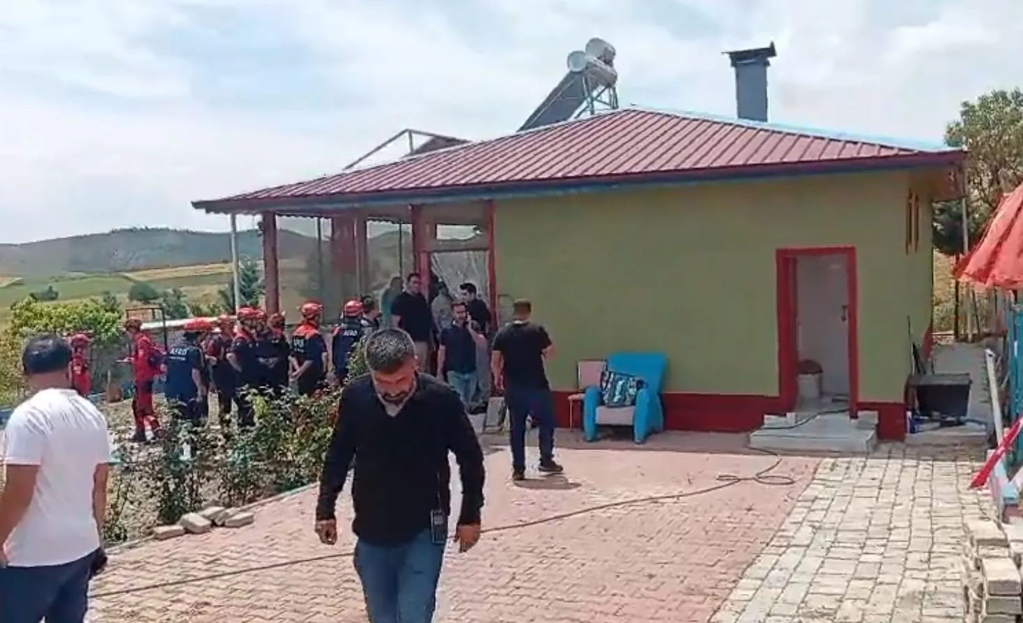 Beypazarı'nda kayıp lise öğrencisi bağ evinde bulundu