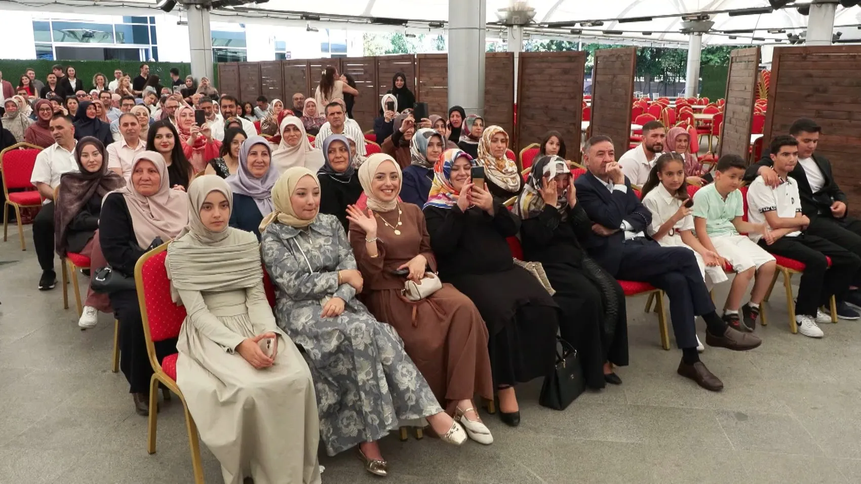 Evlilik tarihlerini unutulmaz kılmak isteyenler 06.06.2026'da nikah masasında