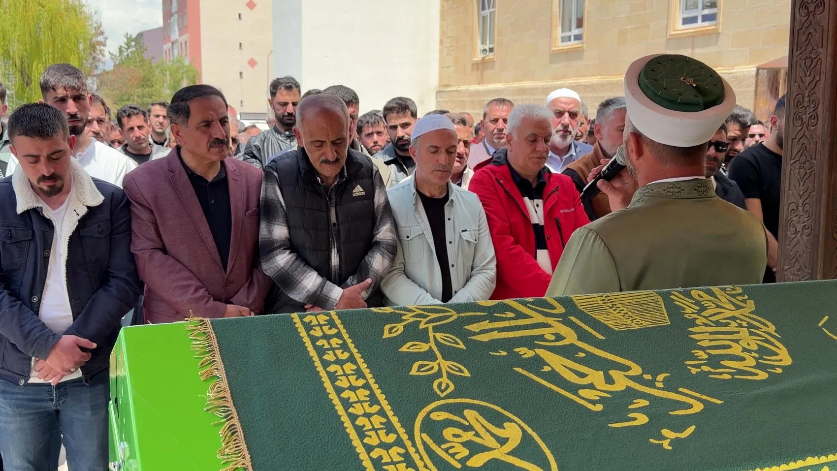 Kardeşini kurtardı dakikalar sonra kendi hayatını kaybetti