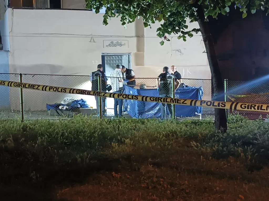 Bursa'da aile faciası Eşinden şüphelendi, kardeşini ve eniştesini vurdu