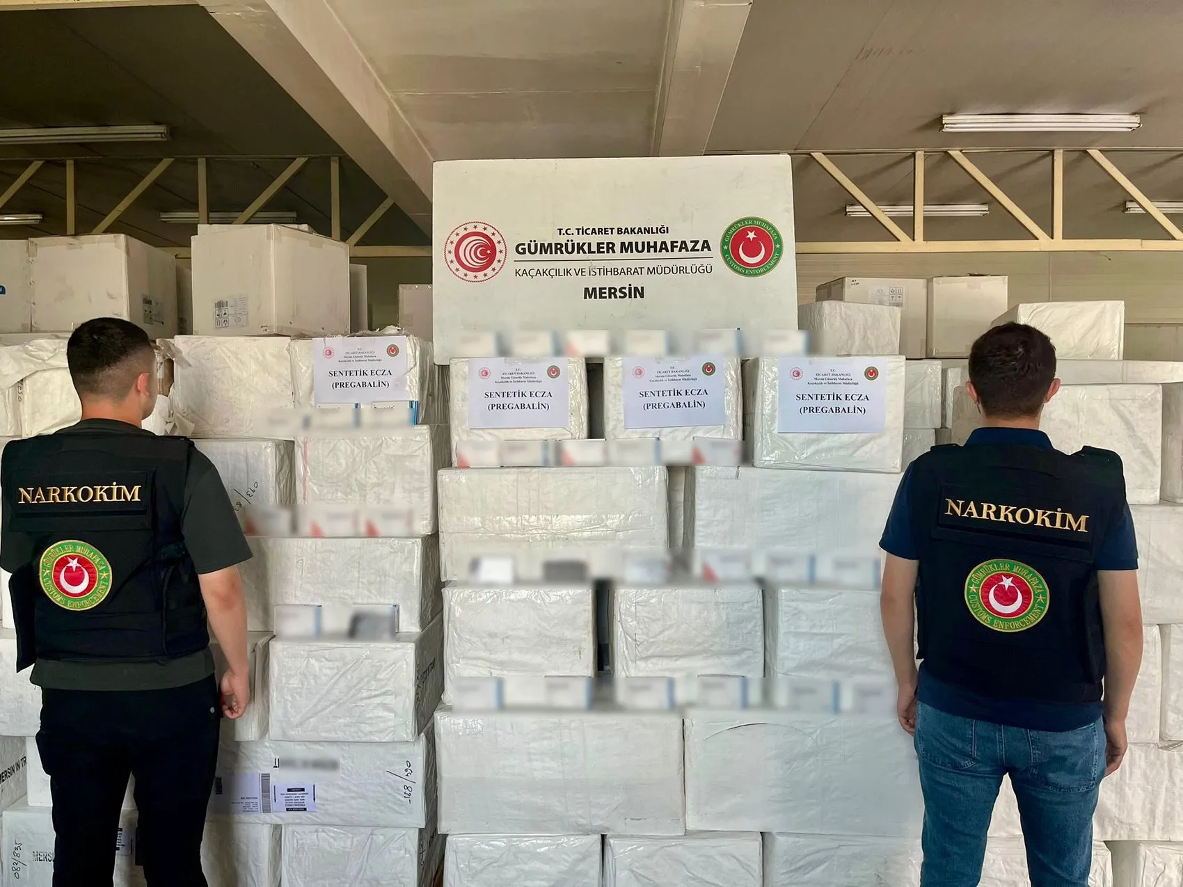 Sınır kapılarında dev operasyon 8 milyar liralık kaçakçılık engellendi