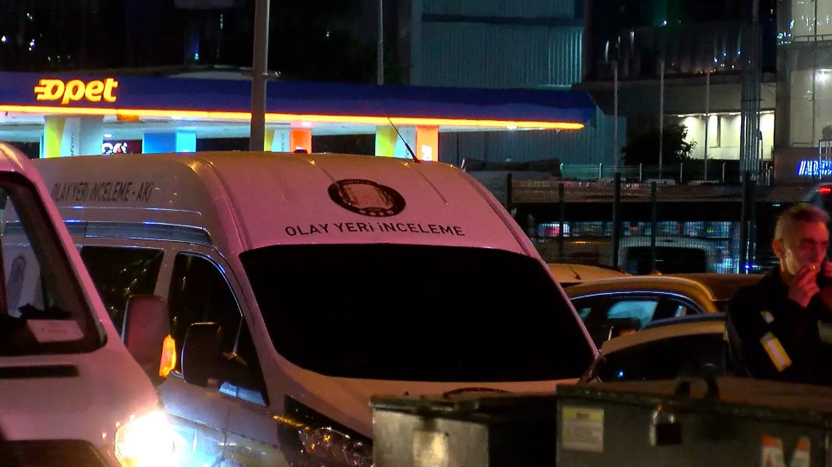 Bakırköy'de gece yarısı kaza İki kişi hayatını kaybetti