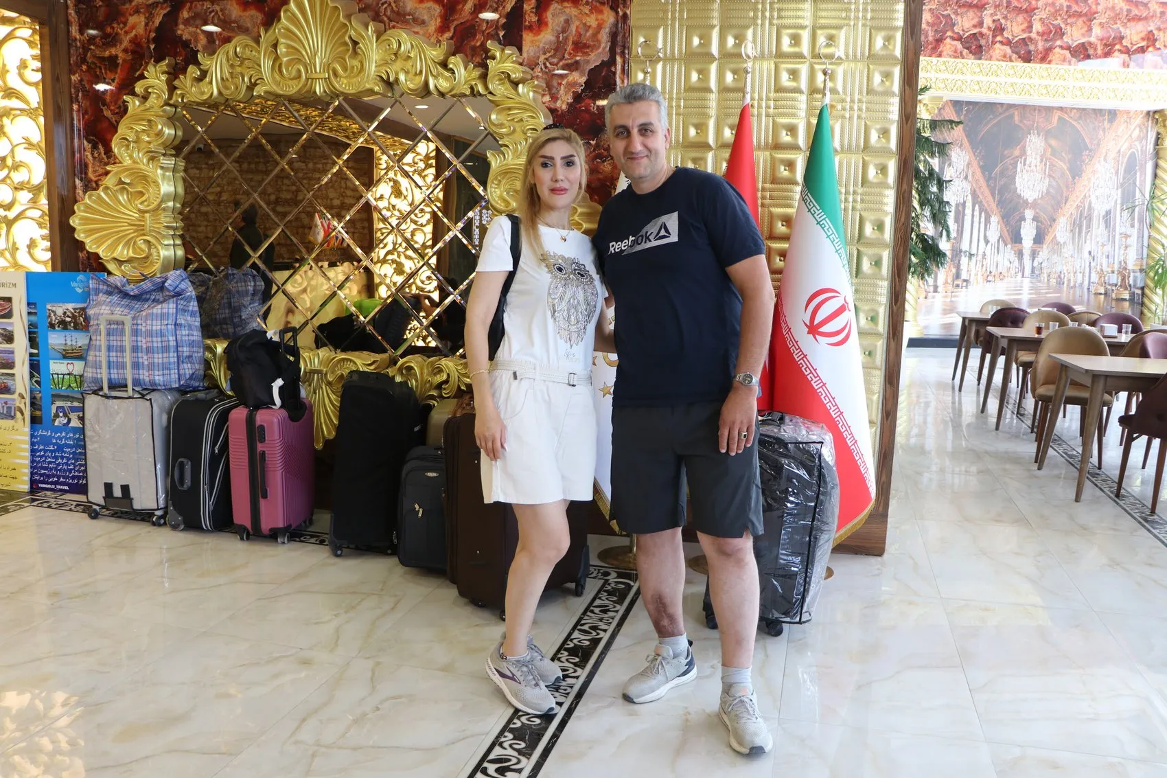 Van çarşısı İranlı turistlerle yeniden hareketlendi