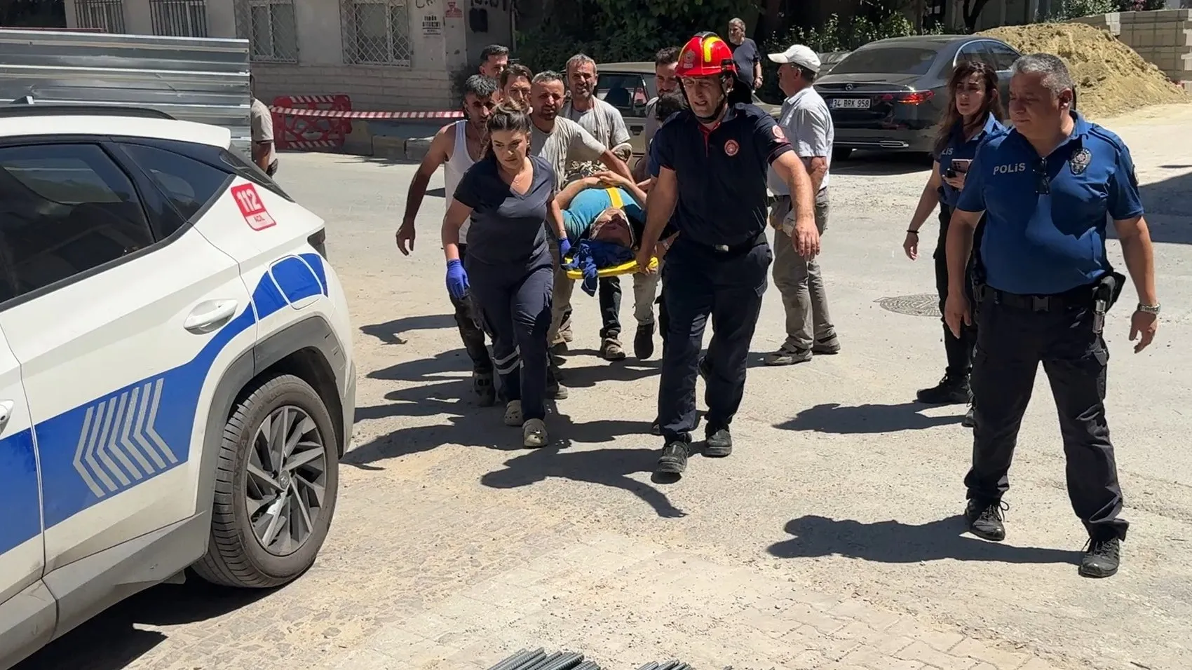 Avcılar'da inşaat faciası Bir işçi asansör boşluğuna çakıldı