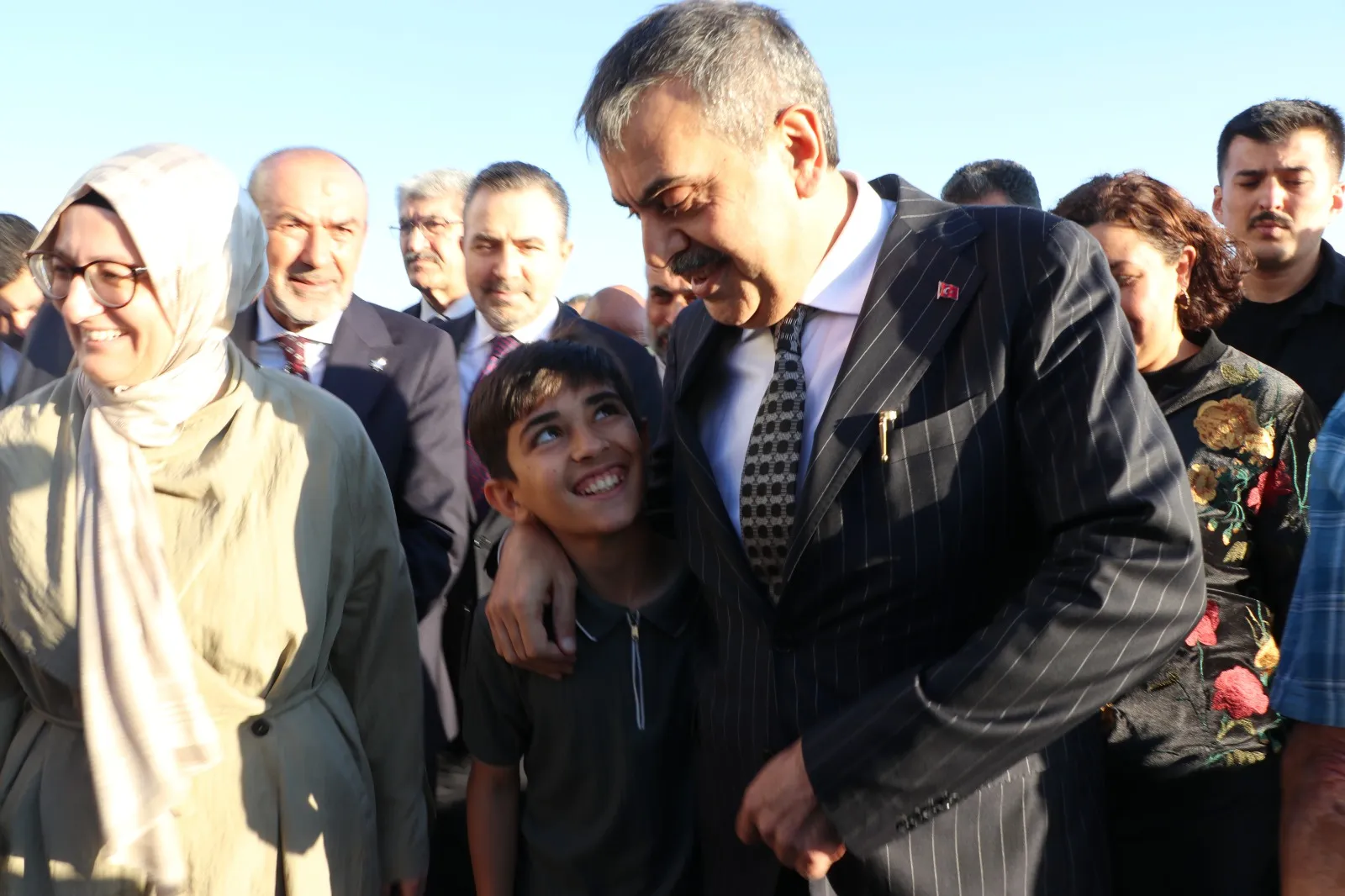 Bakan Tekin Cemevi'nde İnançlar Devlet Güvencesinde
