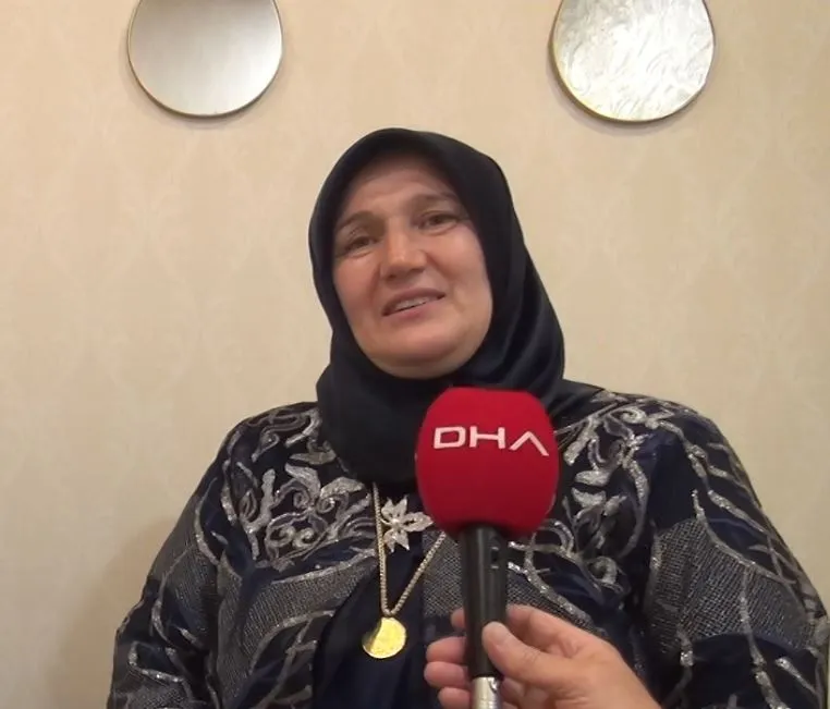 İki evladını kaybeden aile oğullarının düğününde hayata tutundu