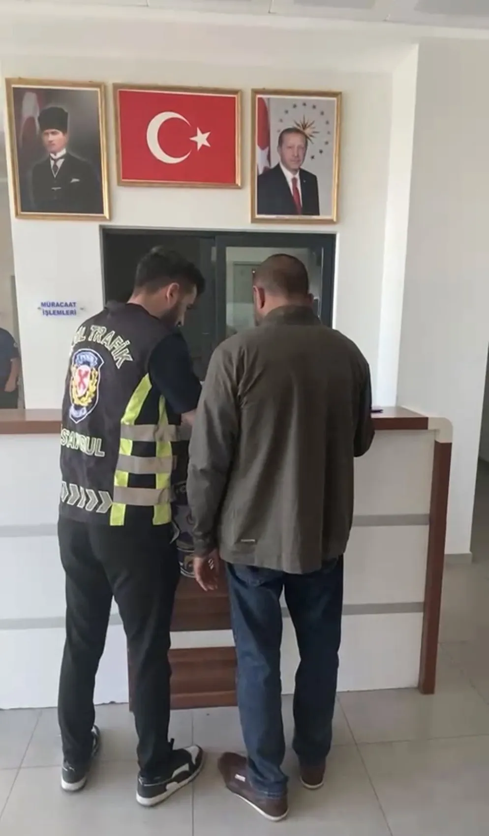 Maltepe’de yol kesip sürücüyü darbedenlere ağır fatura