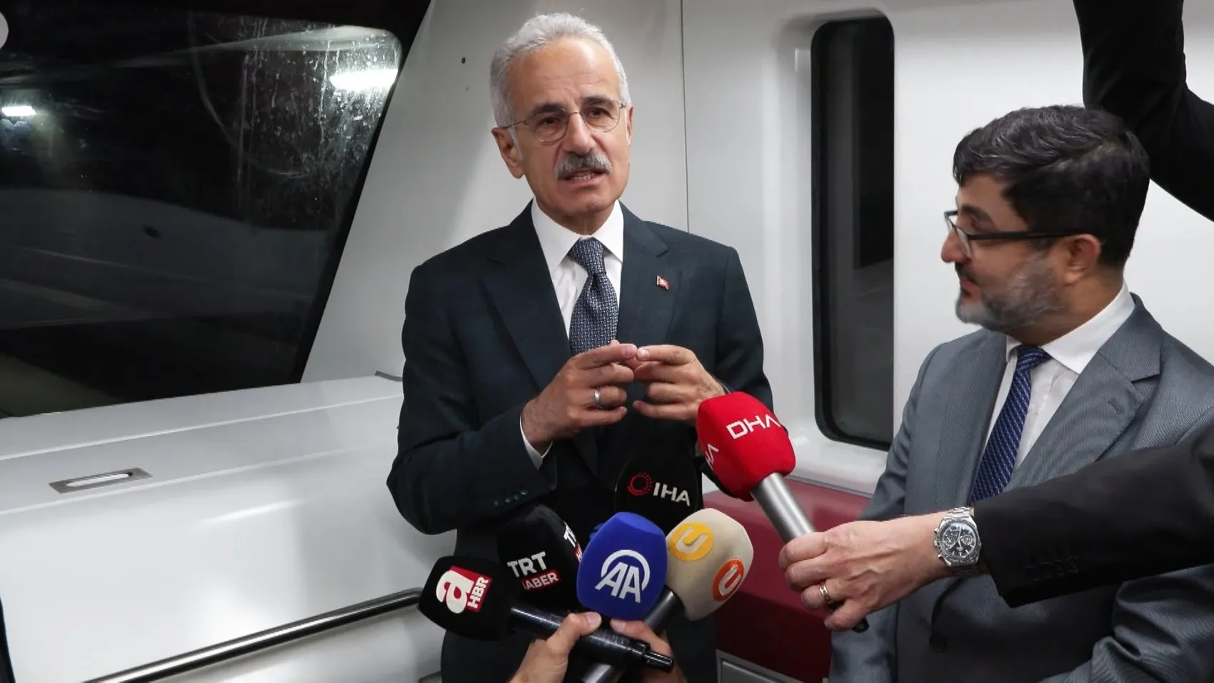 İstanbul’da yeni metro hattı yarın açılıyor