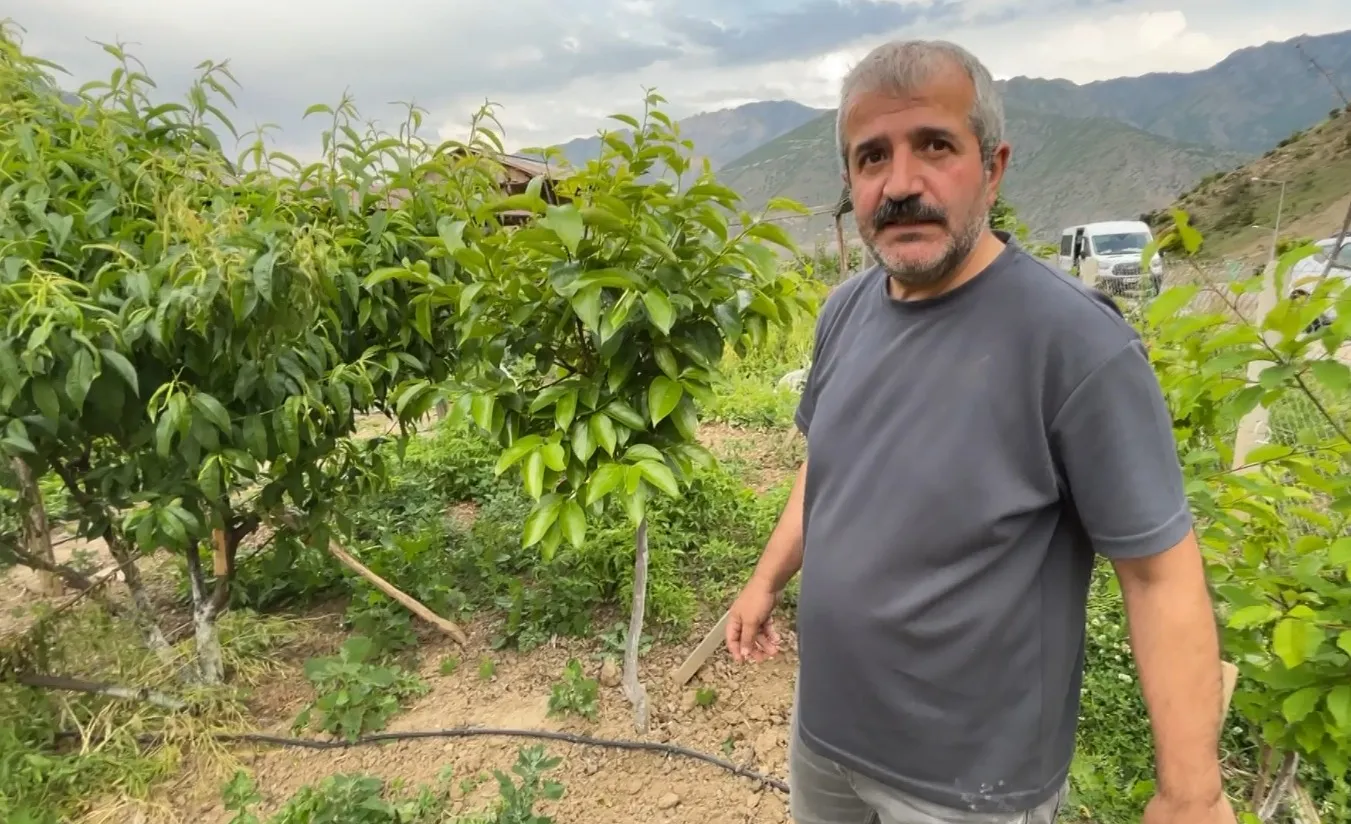 Yusufeli'nde boş vakitleri toprağa dönüştüren eğitimciler