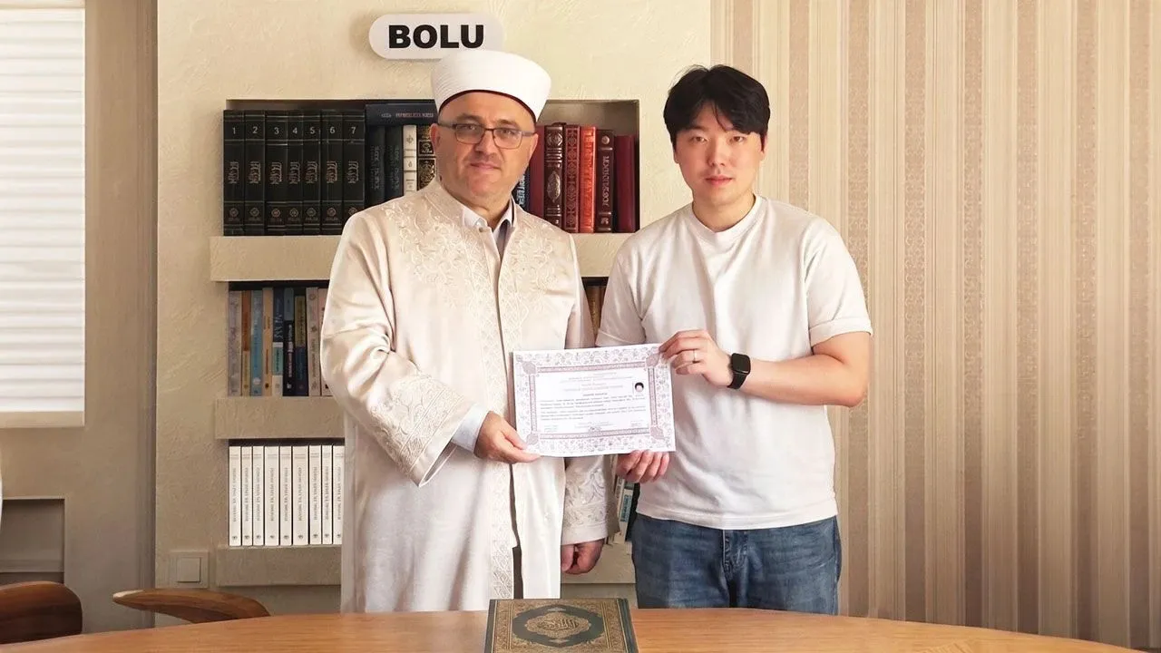 Güney Koreli Seungjın Hong Bolu’da Müslümanlığı seçti