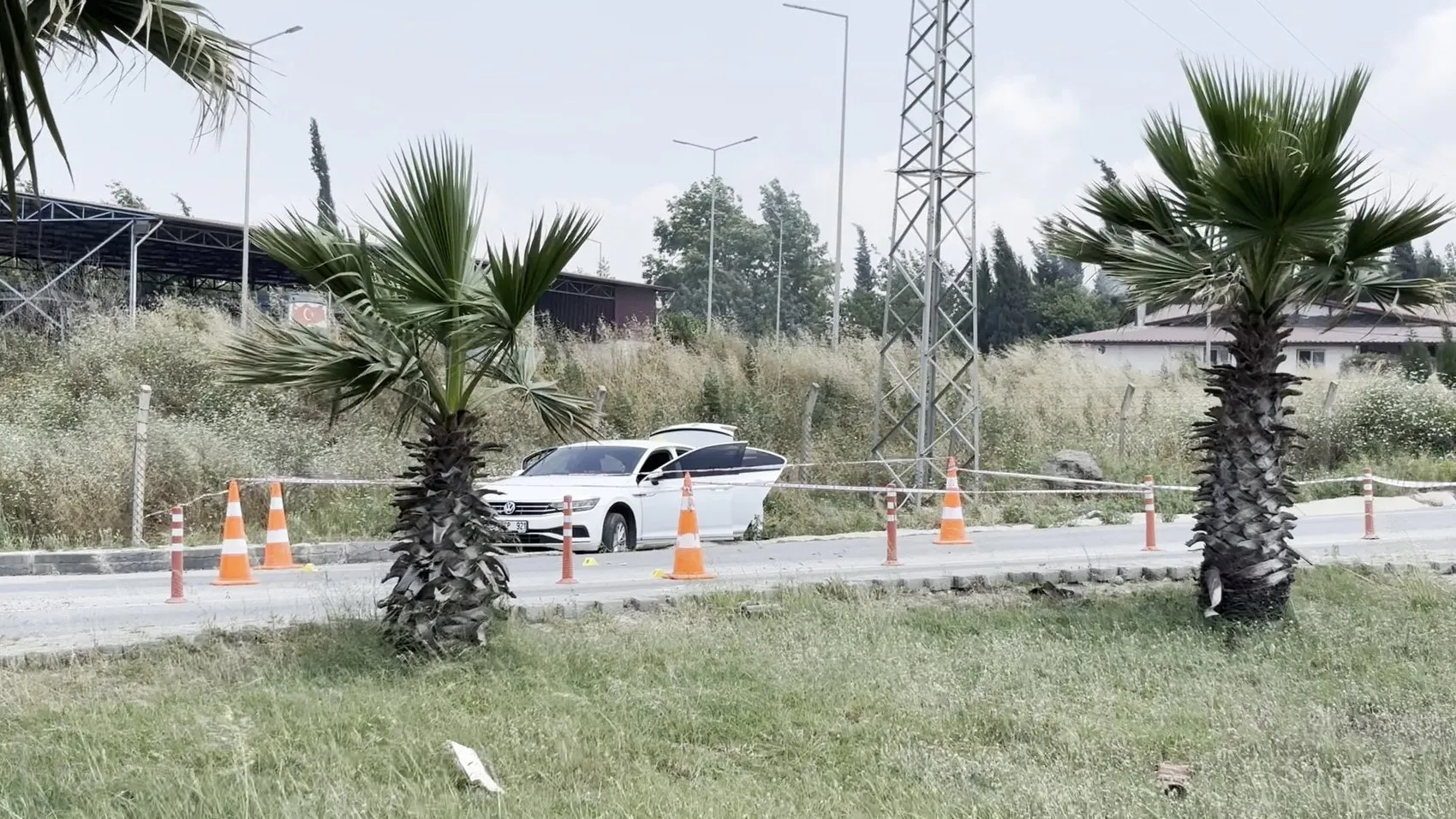 Osmaniye'de cezaevi önünde silahlı saldırı ve gasp operasyonu