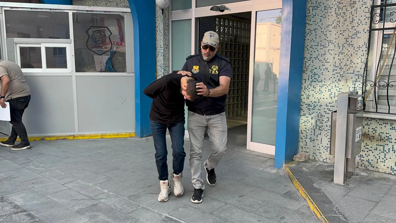 MİT DEAŞ sorumlusunu yakalayıp Konya'ya getirdi