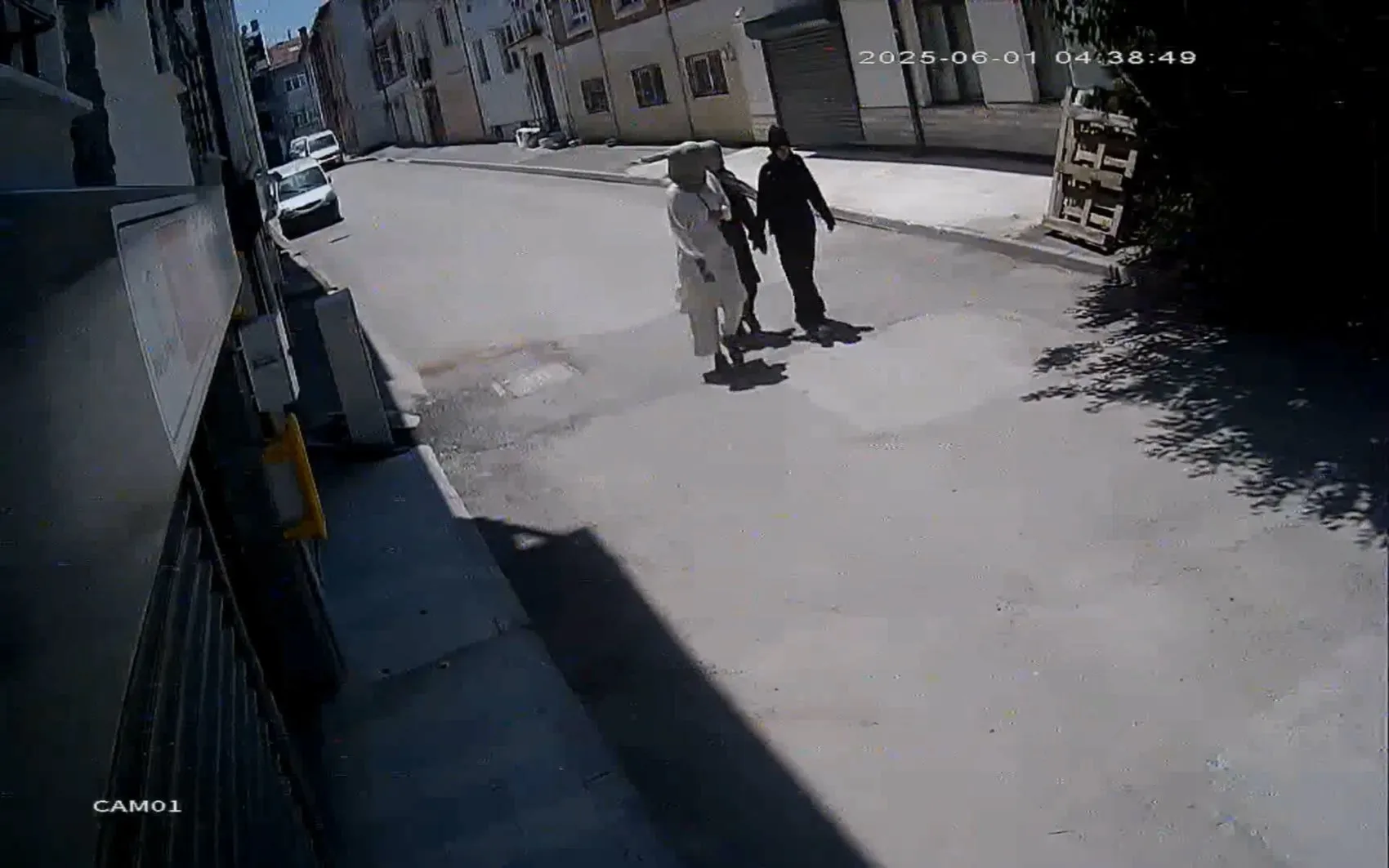 Eskişehir’de evlere giren hırsızlık çetesi yakayı ele verdi