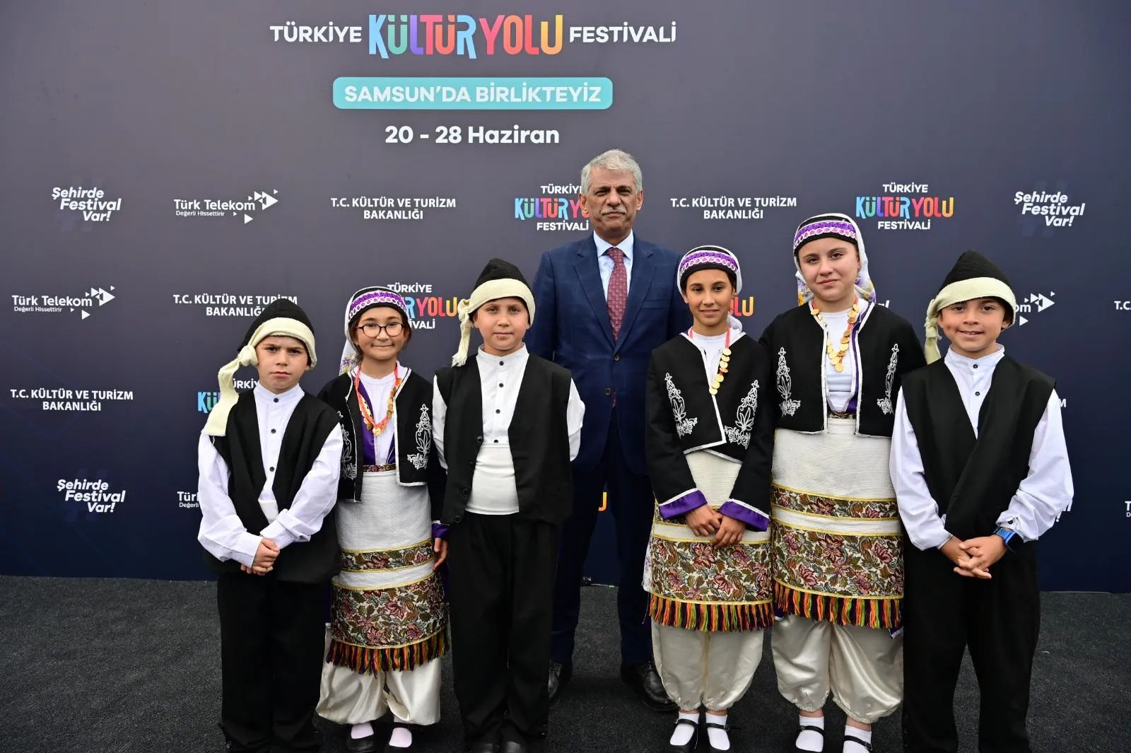 Samsun sokaklarında dokuz gün sürecek sanat şöleni başladı