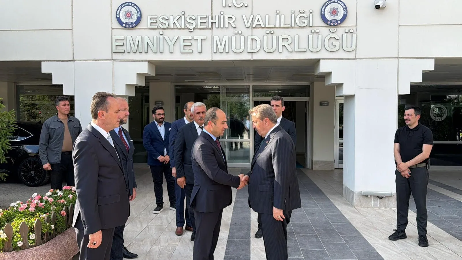 Destici ABD yönetimini eleştirdi Ne yapacağı belli olmayan biri var