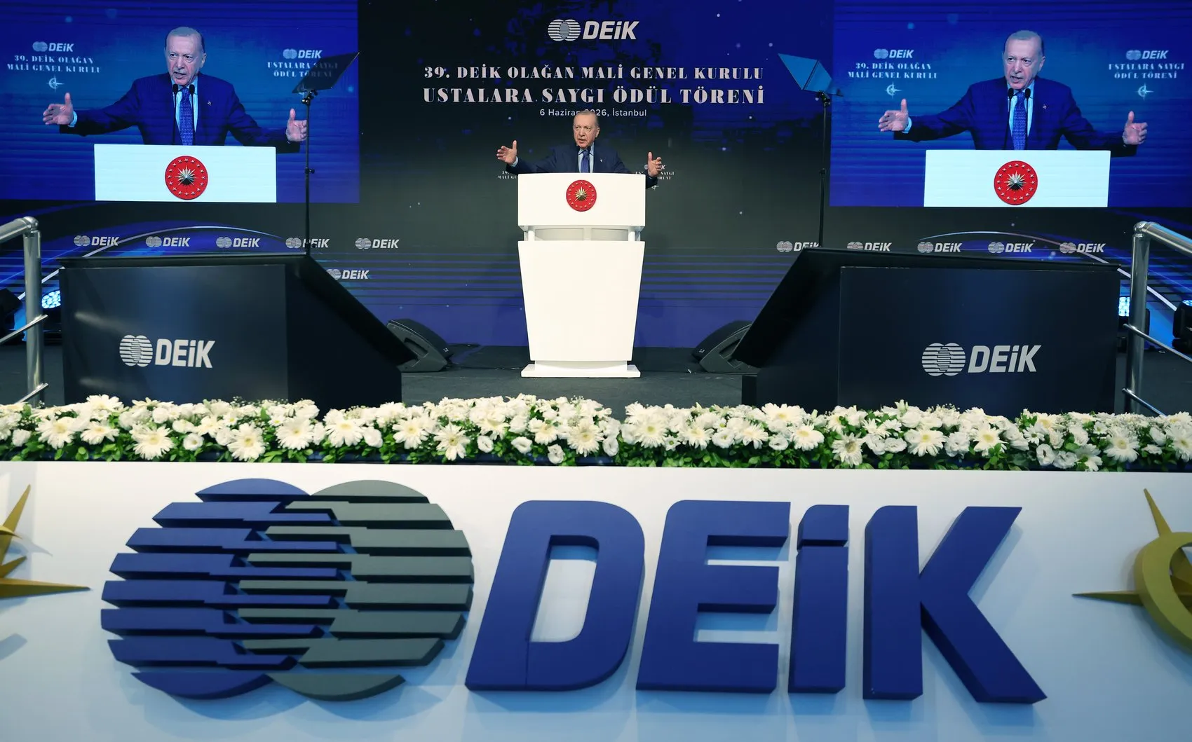 İhracatta Cumhuriyet tarihinin rekoru kırıldı