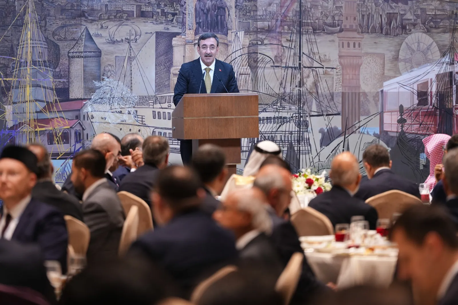 İstanbul Finans Merkezi İçin Dolmabahçe'de Küresel Zirve