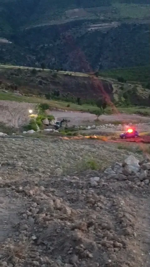 Siirt Pervari'de baba ve oğlunu ayıran acı kaza