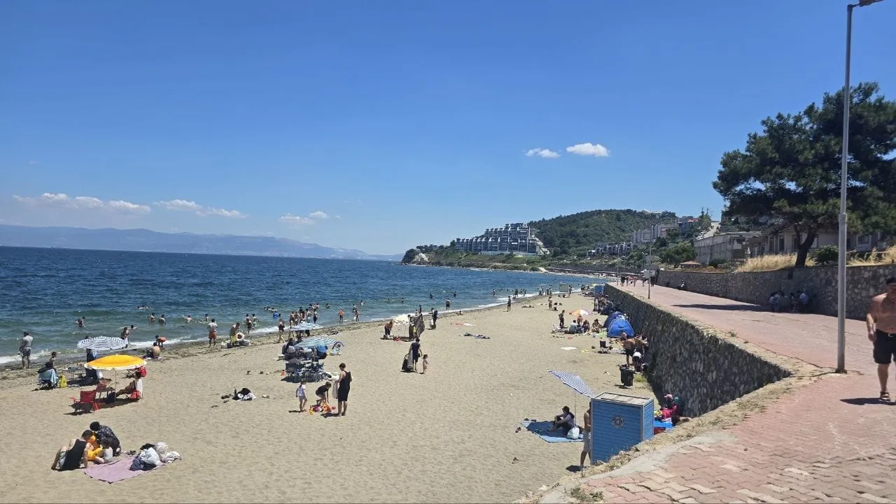Mudanya sahilinde denize giren 60 yaşındaki adam hayatını kaybetti