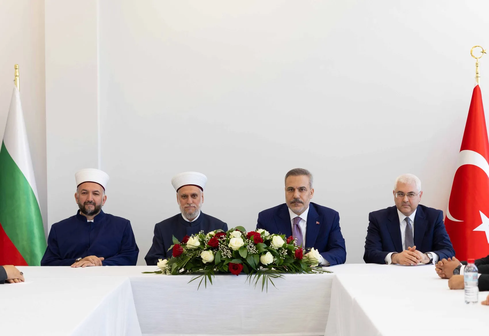 Dışişleri Bakanı Hakan Fidan Sofya’da mezuniyet törenine katıldı