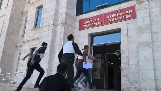 Siirt’teki cinayet davasında katil zanlısının savunması çürüdü