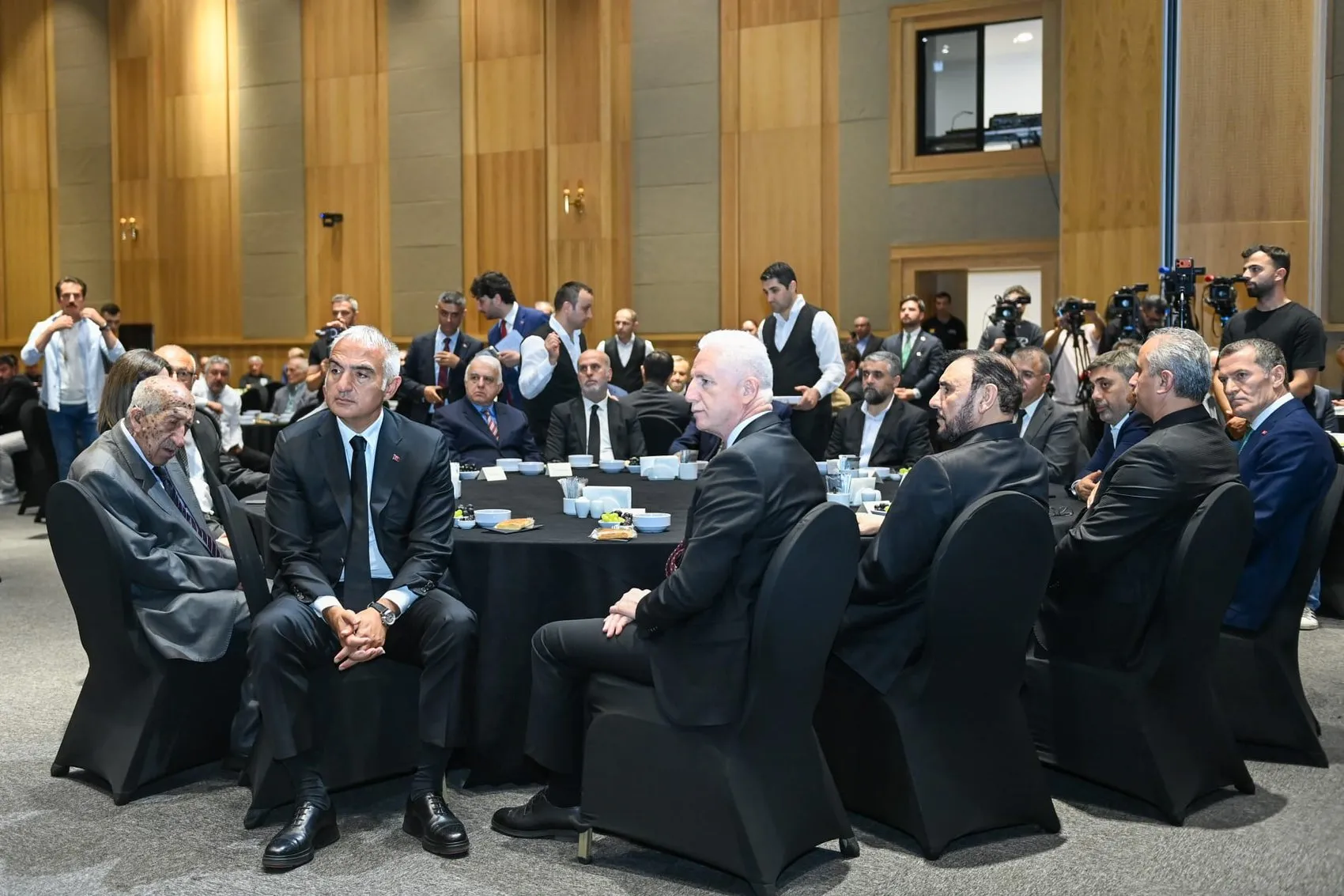 Bakan Ersoy Kerbela mesajıyla birlik vurgusu yaptı