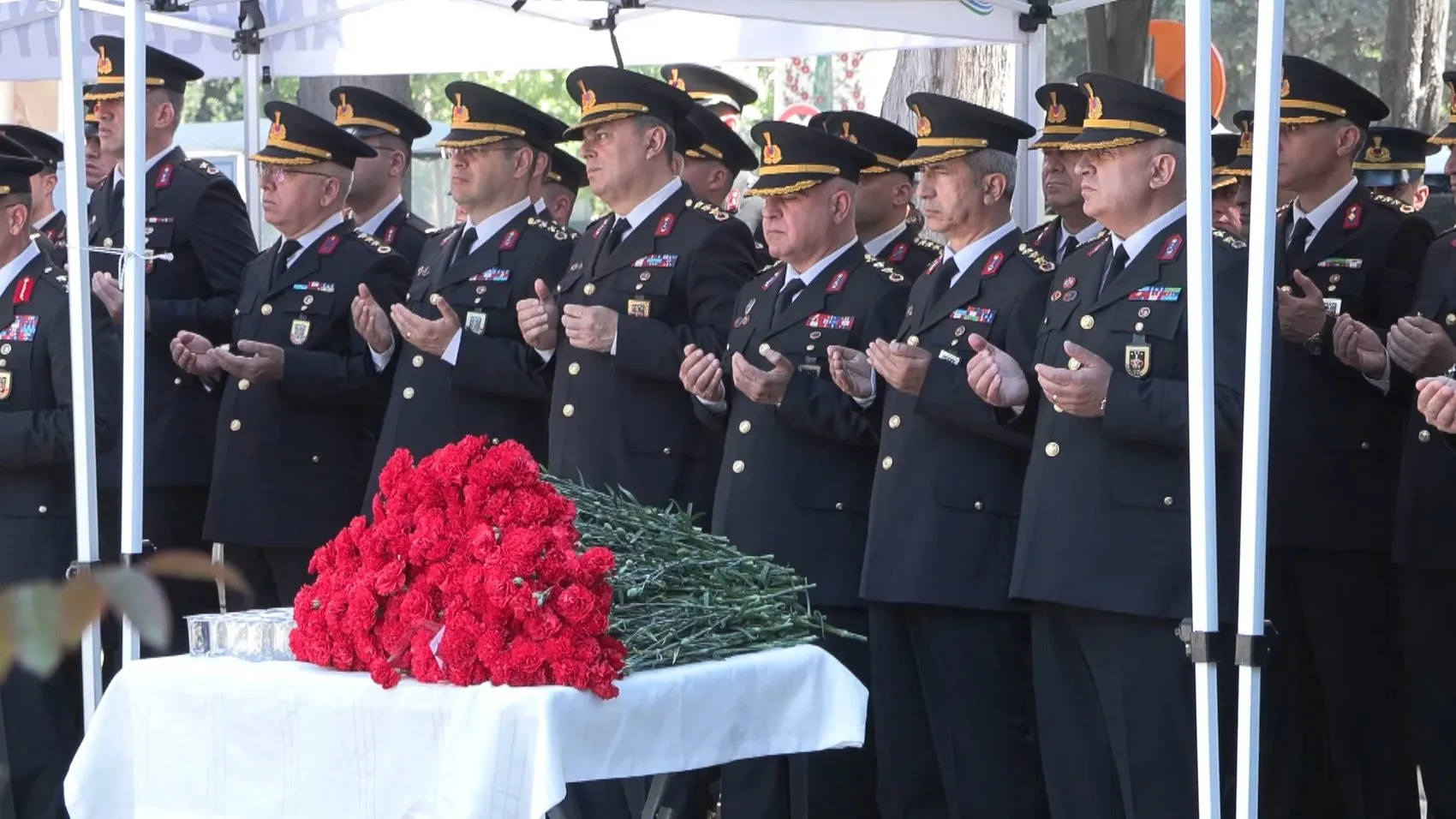 Jandarma teşkilatı kuruluş yıl dönümünde şehitlerini andı