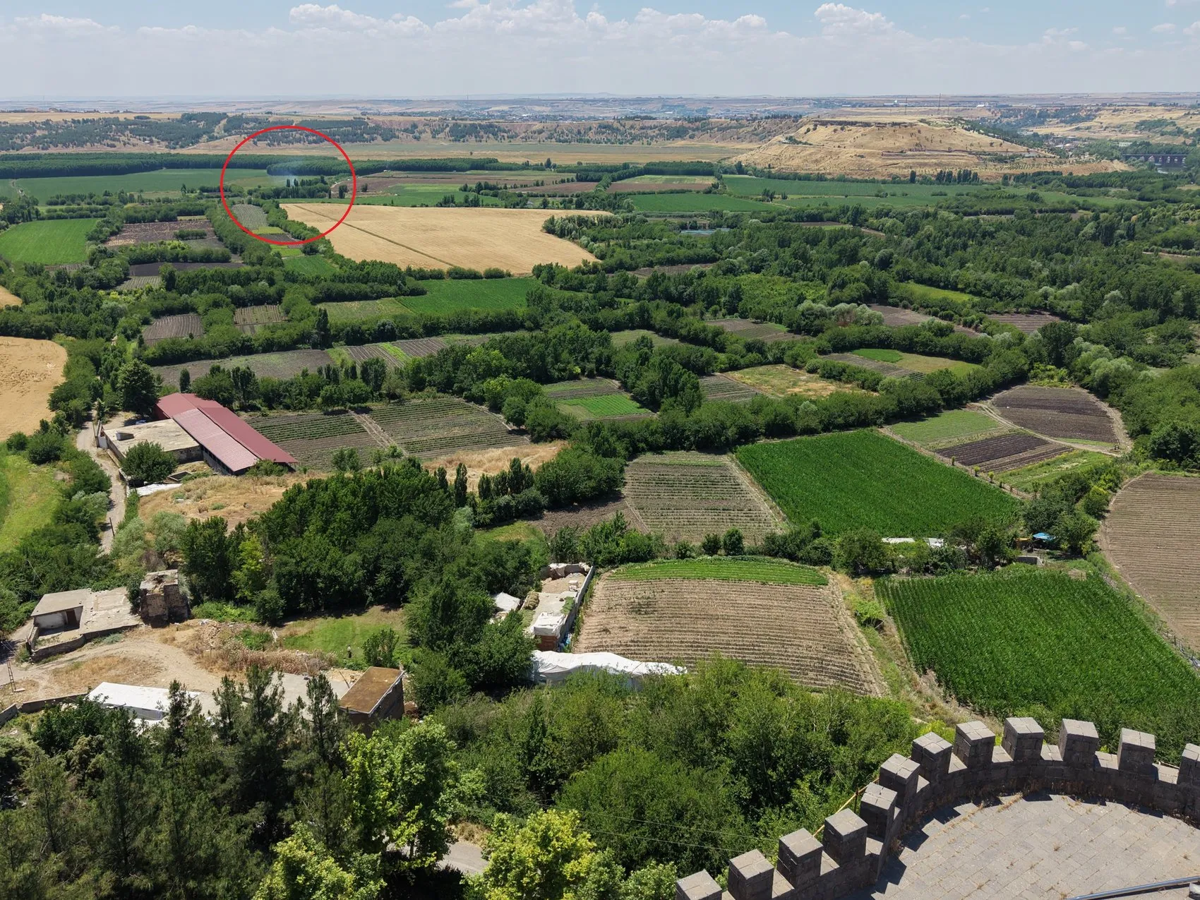 Diyarbakırlı çiftçiye uyarı Anız yakmak toprağınızı ve geleceğinizi öldürür