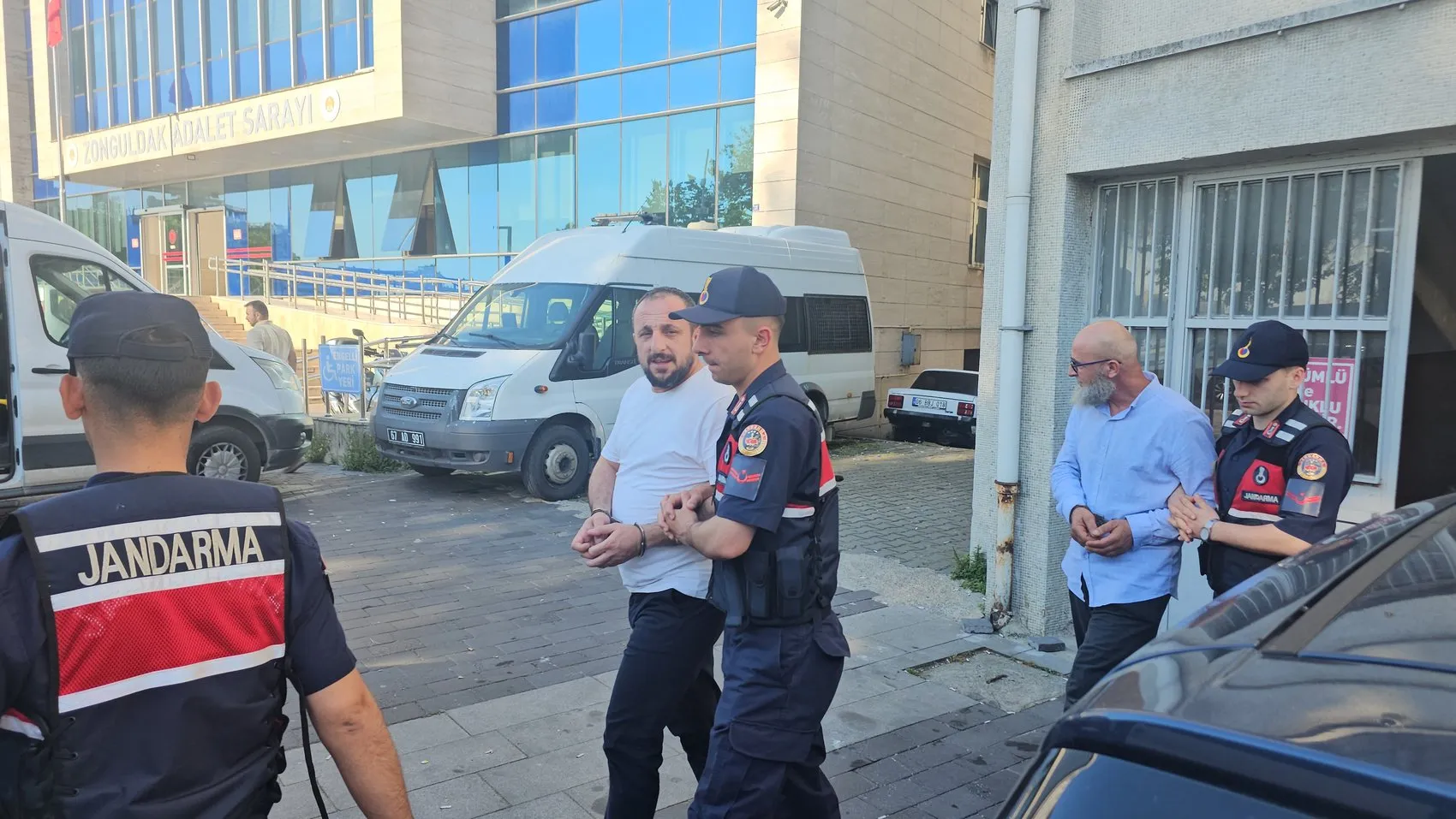 18 yıllık sır perdesi aralandı Kirpi Ahmet cinayeti davası başladı