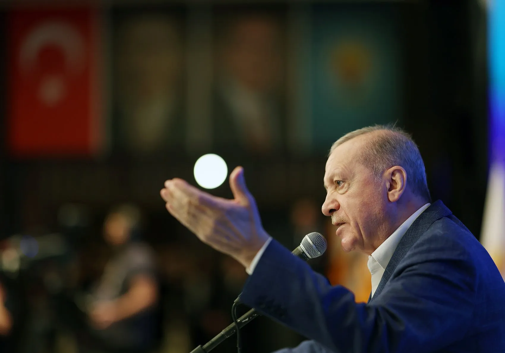 Erdoğan AK Parti’nin yeni yol haritasını Sapanca’da çizdi