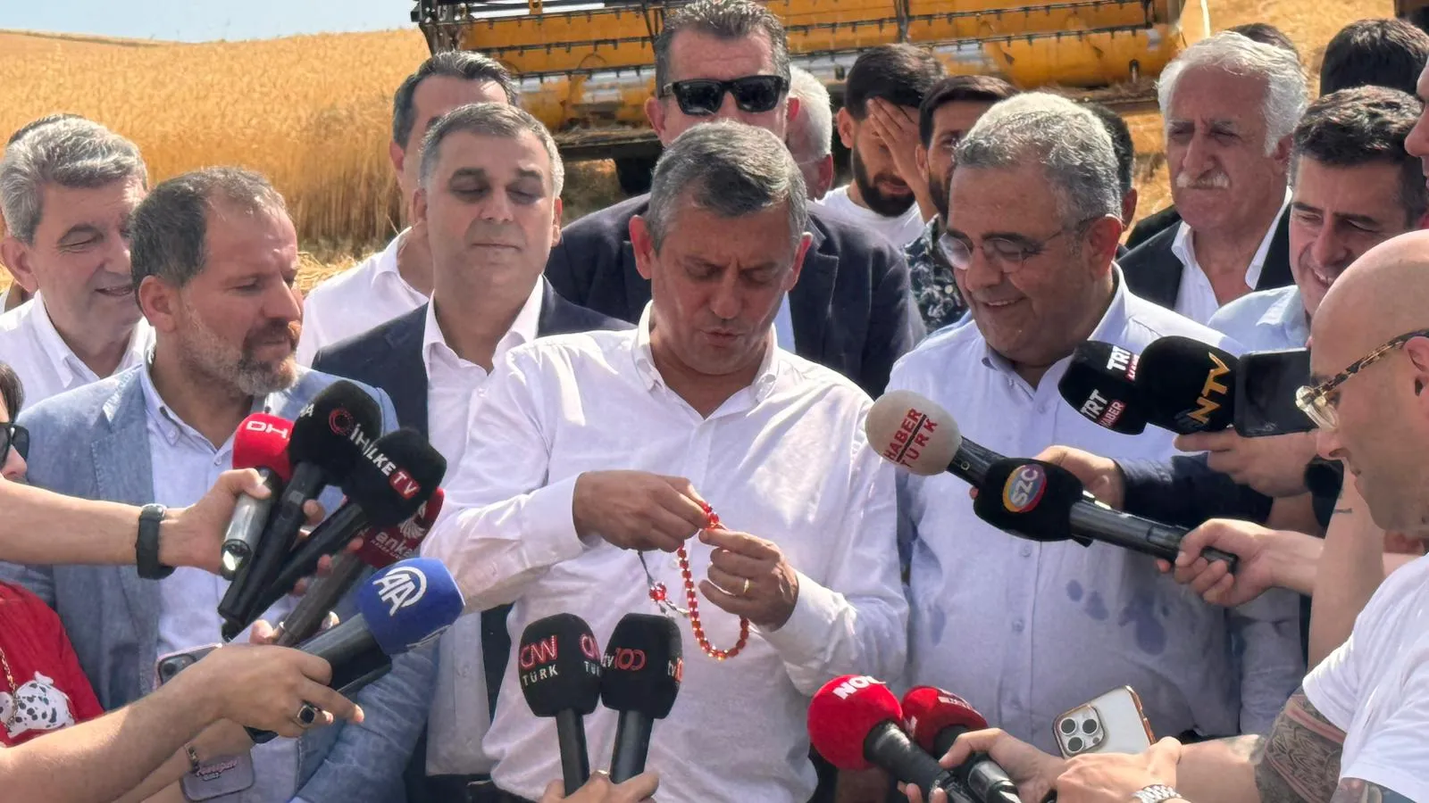Özgür Özel'den Diyarbakır'da çiftçiye yeni dönem vaadi