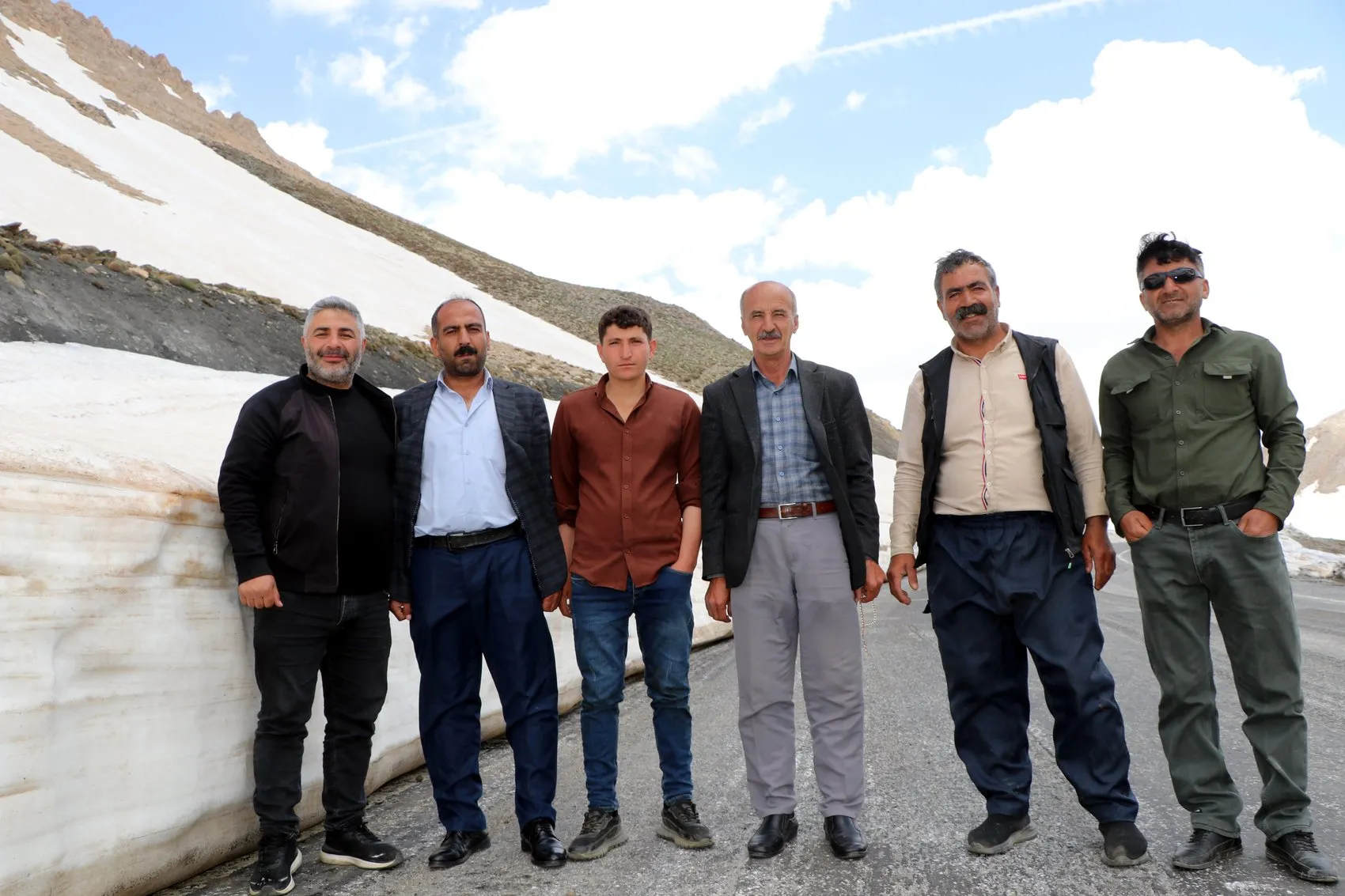 Van ve Bahçesaray arasında ulaşım yeniden başladı