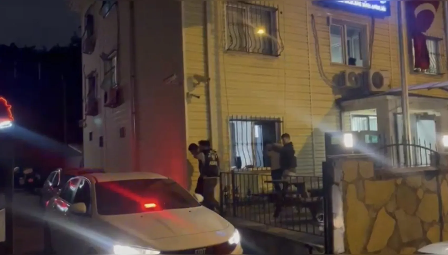 İstanbul’da rehin krizini ABD’den gelen ihbar bitirdi