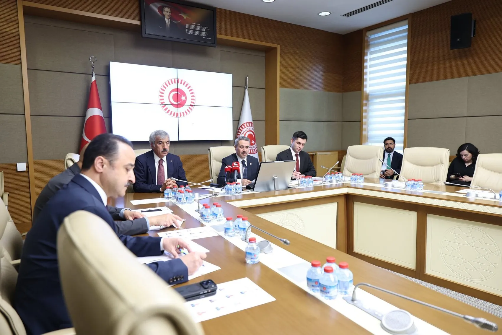 Cezaevlerinde 12 binden fazla başvuru masaya yatırıldı