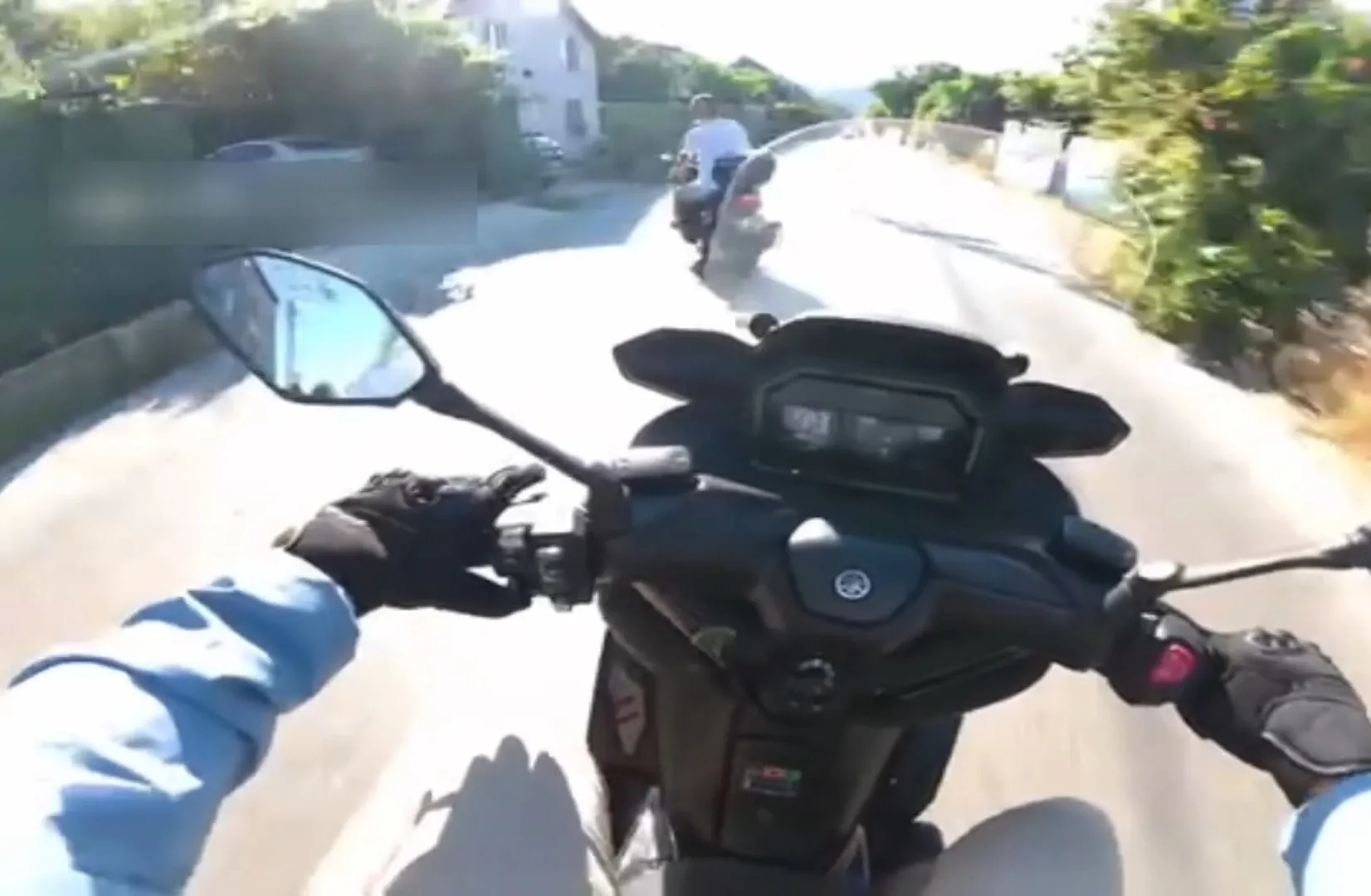 Beykoz'da trafikte dehşet Motosikletli sürücüye çarptı