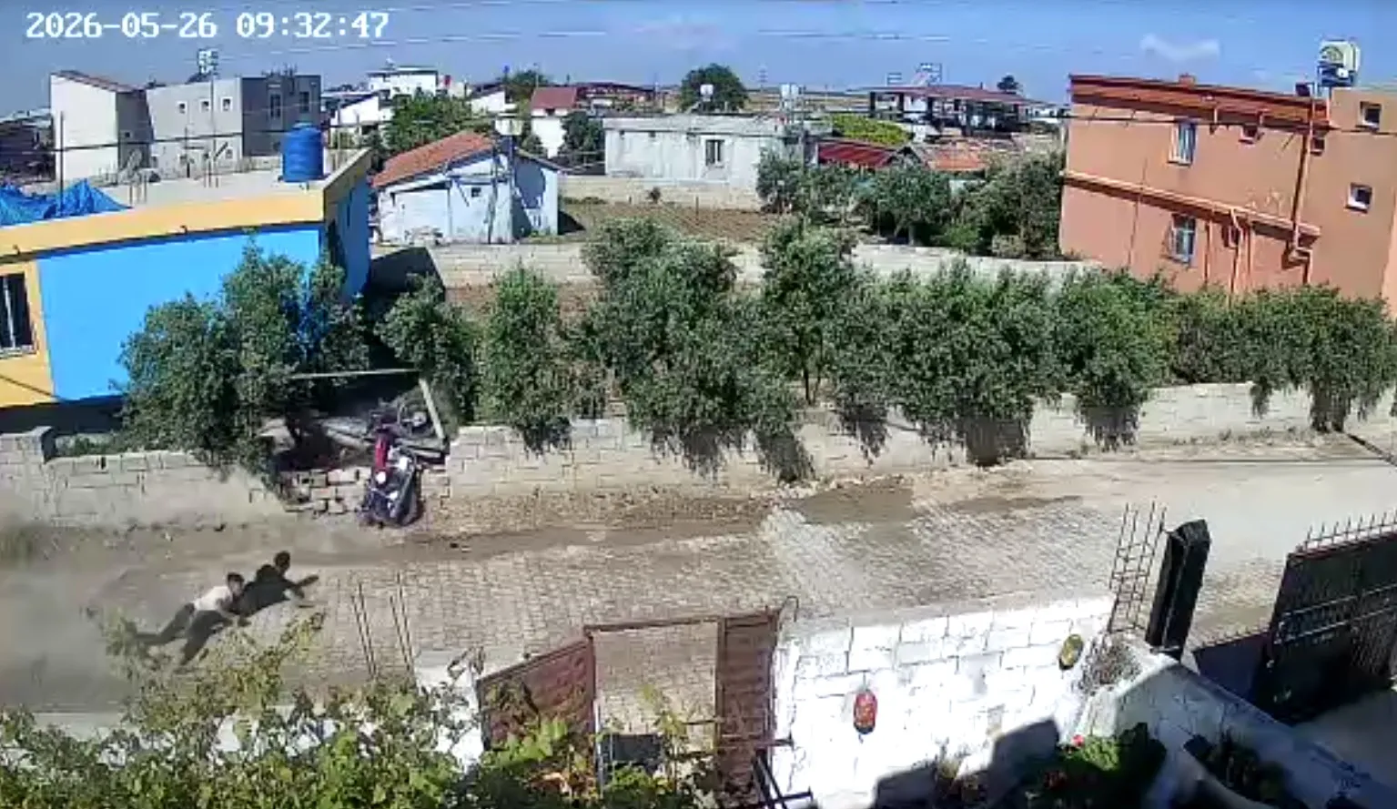Hatay'da motosiklet şovu duvara çarpınca hüsranla bitti