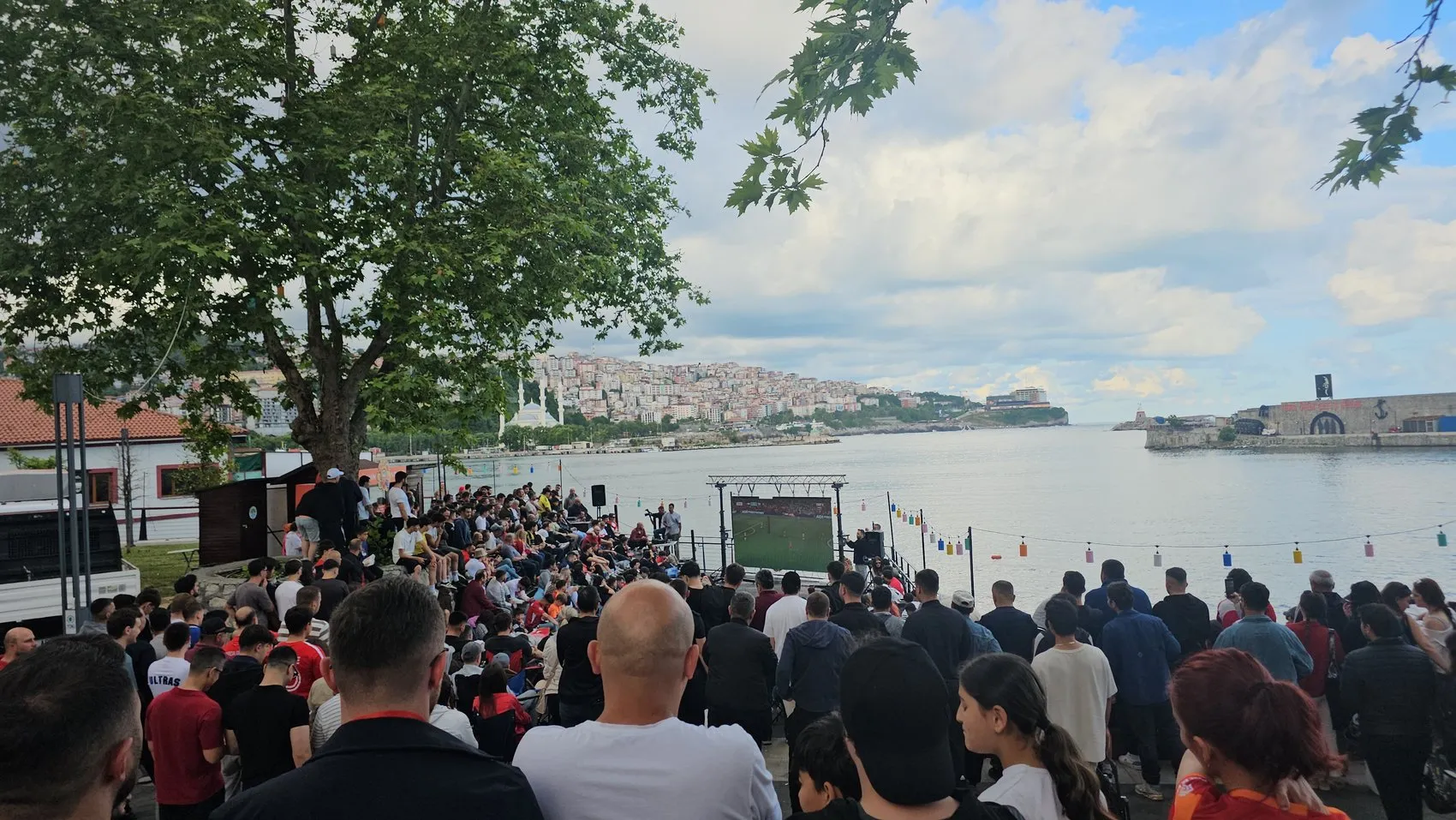 Zonguldak Limanı'nda milli maç heyecanı hüsranla bitti