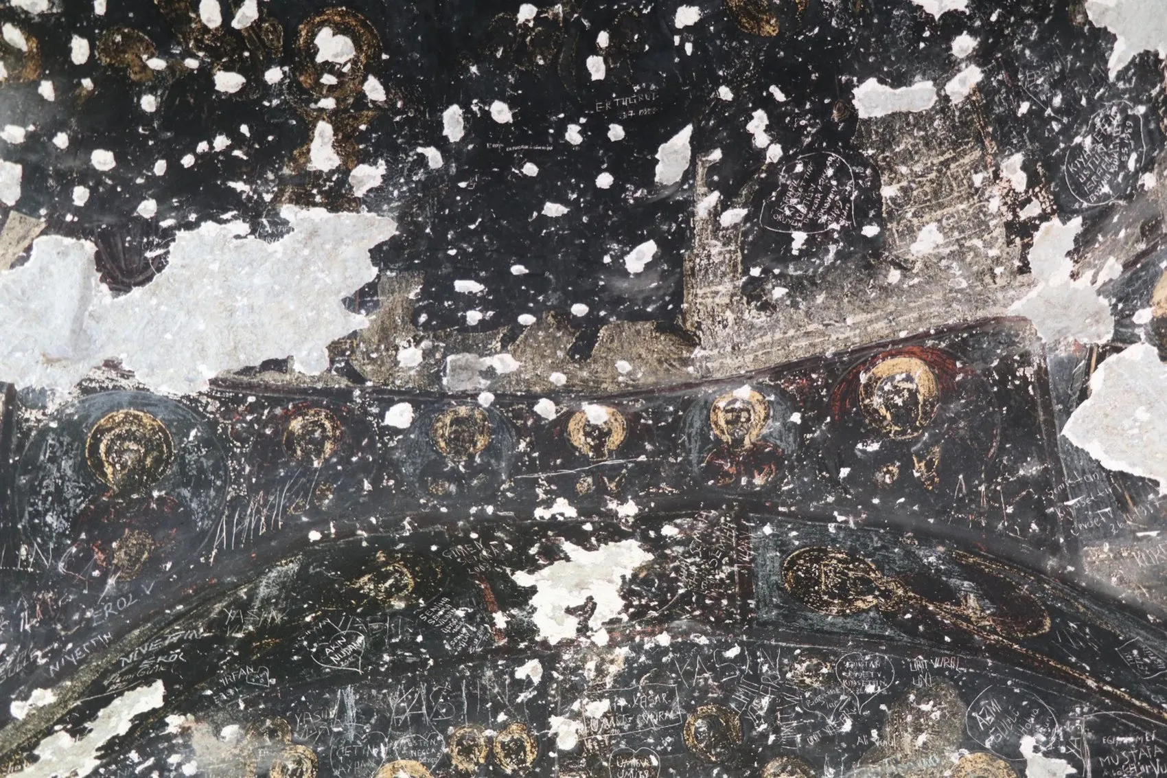 Erzurum’un bin yıllık gizli kilisesi yok olma tehlikesiyle karşı karşıya