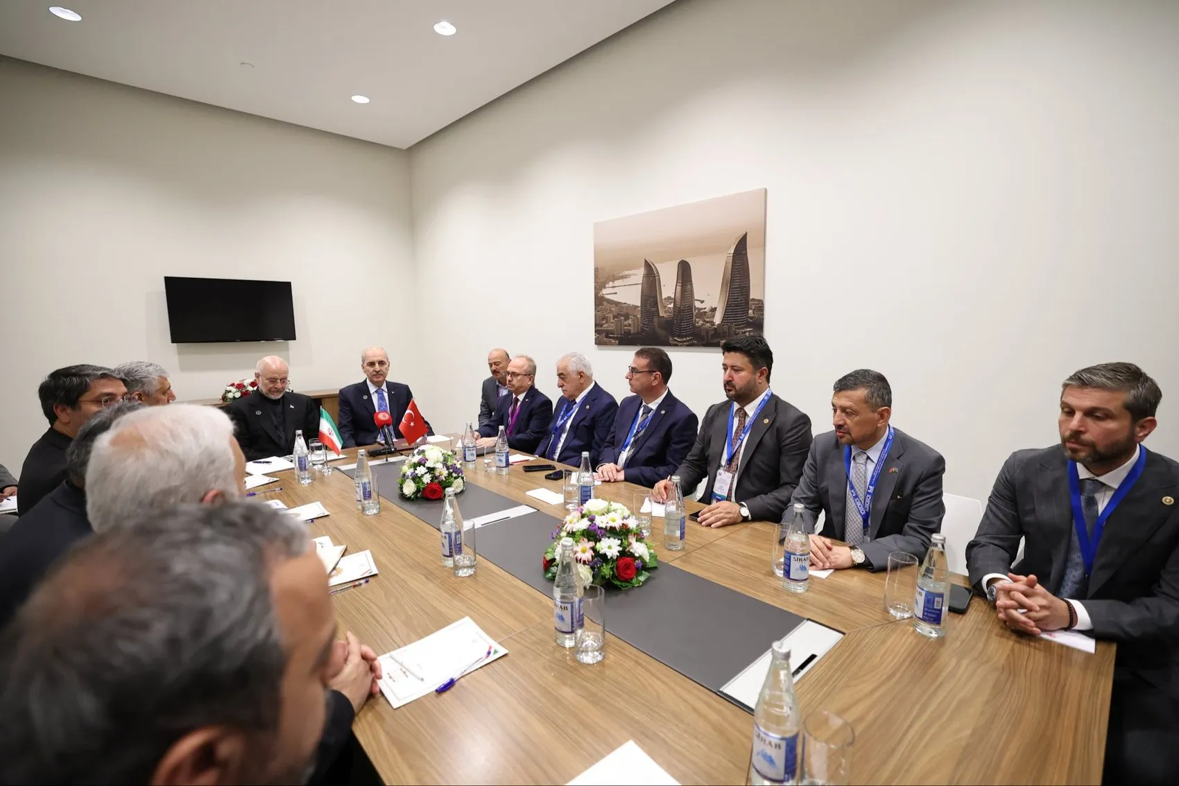Kurtulmuş ve Kalibaf Bakü’de masaya oturdu