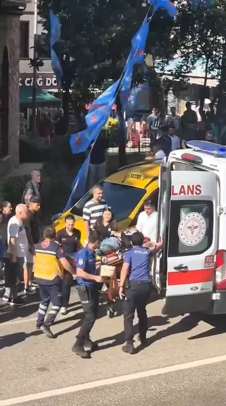 Bursa'da kontrolden çıkan taksi avukatı altına alarak sürükledi