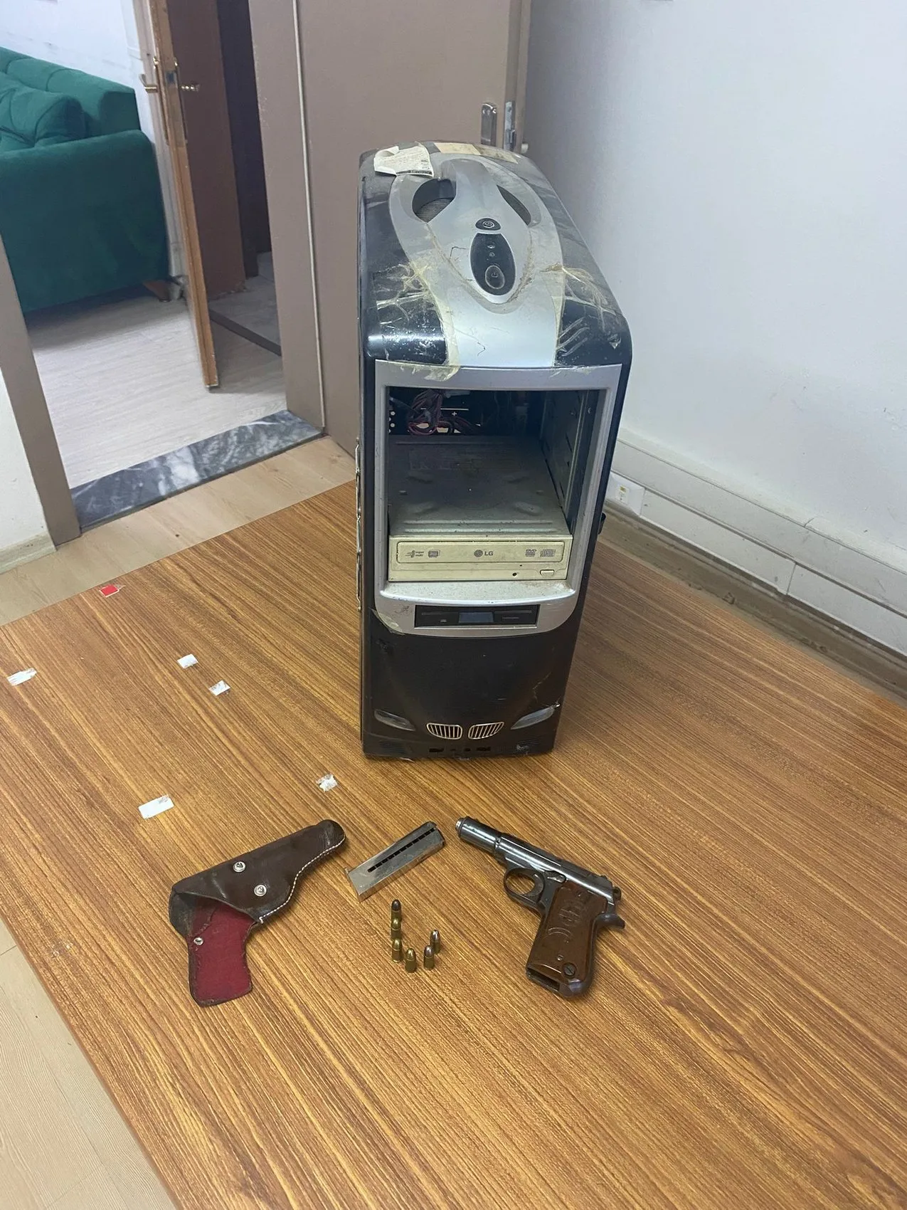 Belediye başkanı adıyla vatandaşı soyan çeteye operasyon