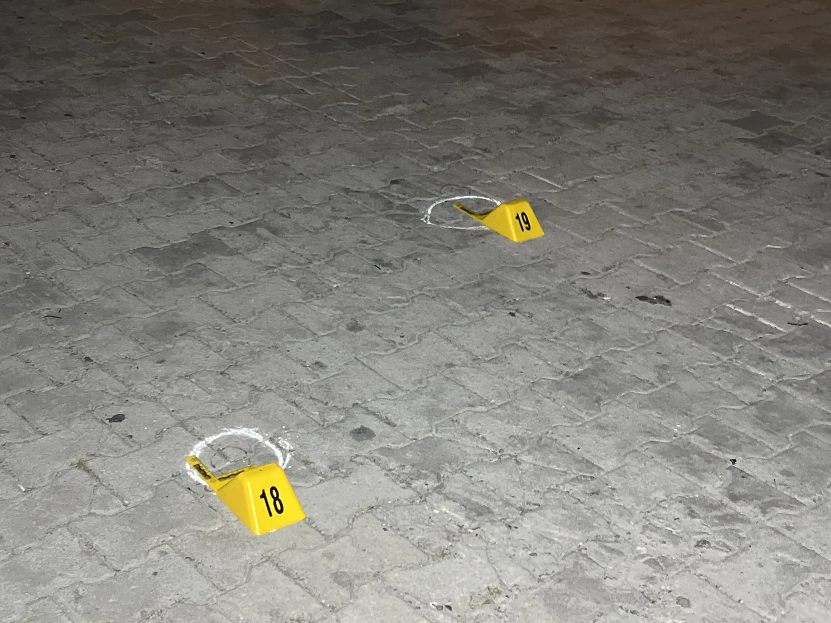 Esenyurt sokaklarında gece yarısı silahlı çatışma