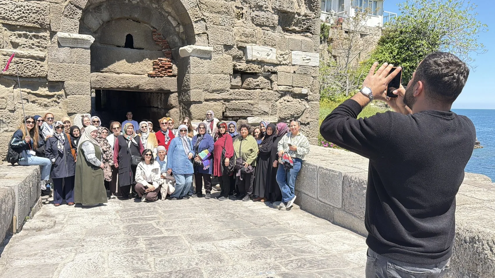 Amasra’da bayram yoğunluğu 6 binlik ilçeye 182 bin kişi akın etti