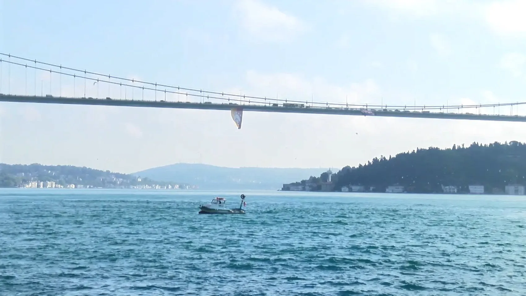 İstanbul Boğazı tanker geçişi için trafiğe kapatıldı