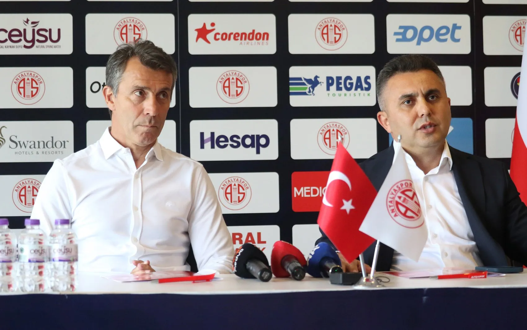Antalyaspor Bülent Korkmaz ile Süper Lig yoluna dönüyor