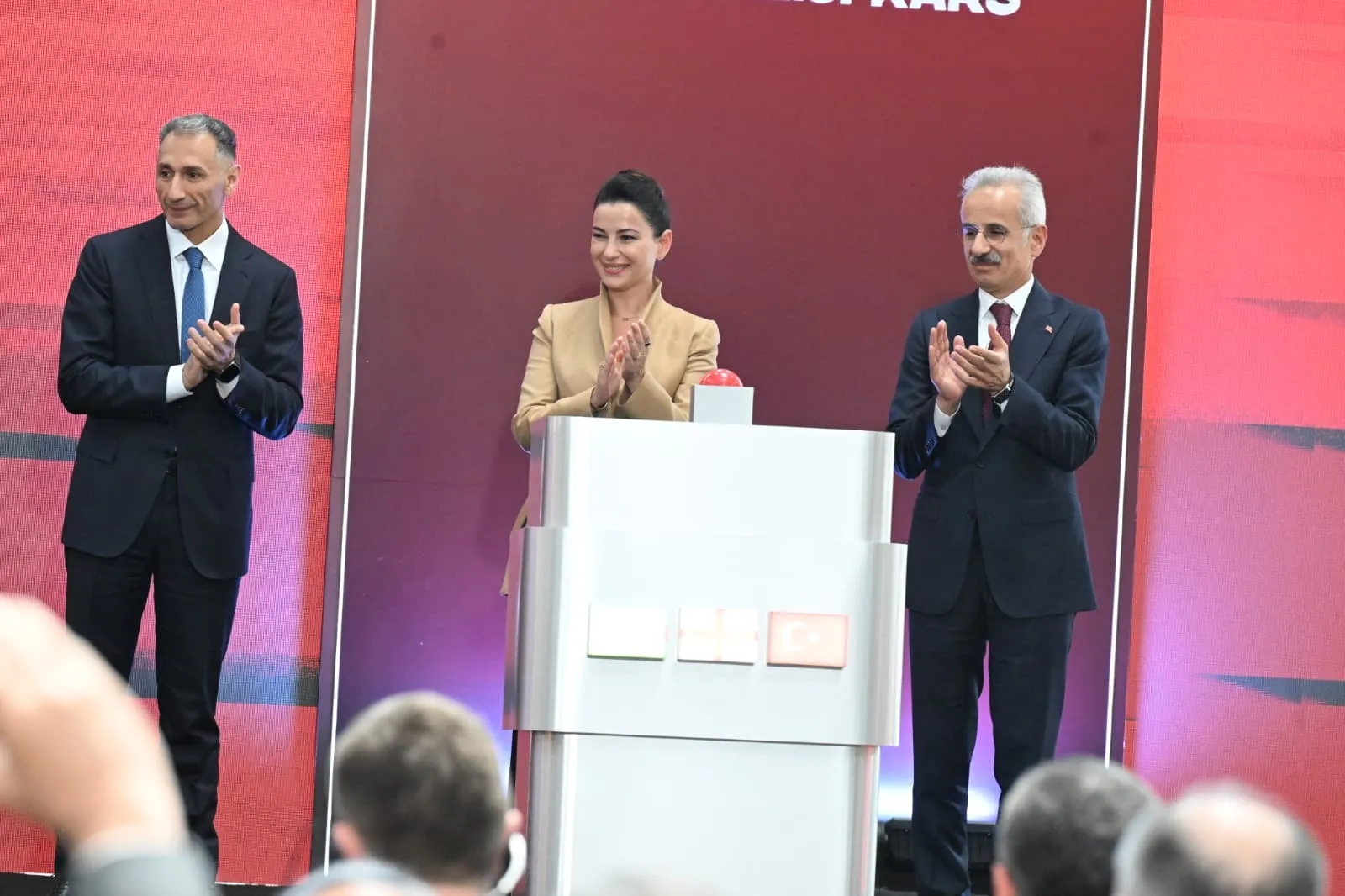 Bakü-Tiflis-Kars hattında tam kapasite dönemi resmen başladı