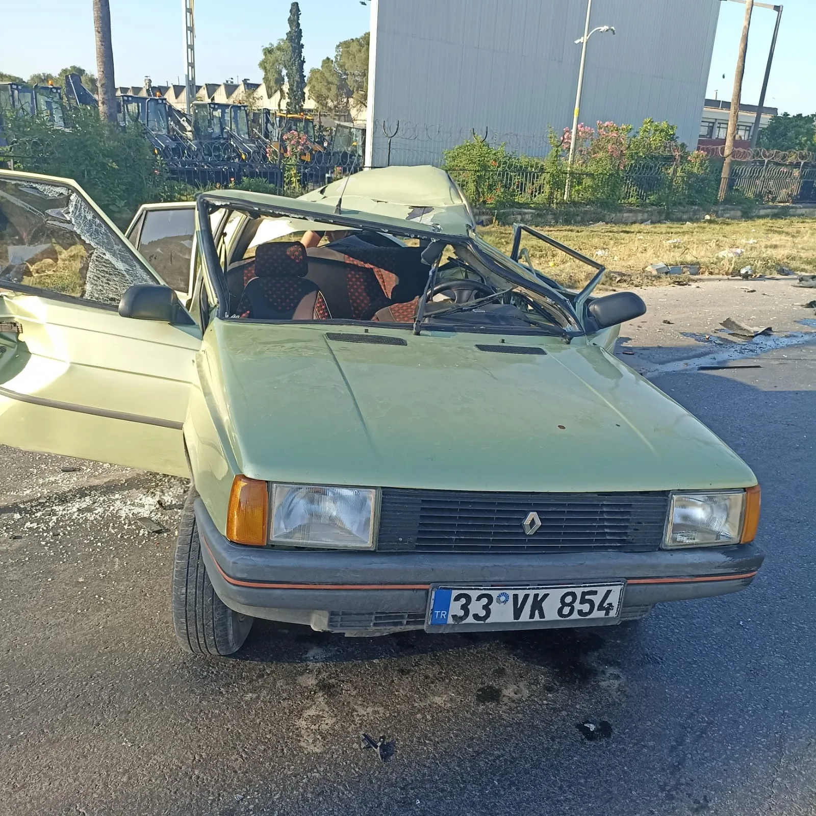 Tarsus’ta dört aracın karıştığı zincirleme kazada bir sürücü hayatını kaybetti