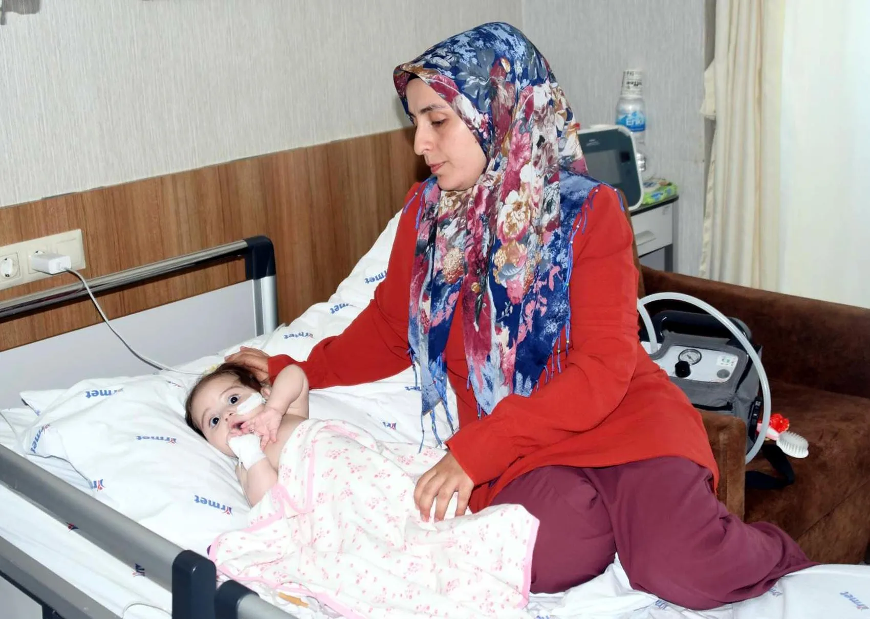 Afra Sıla yaşamak için zamanla yarışıyor