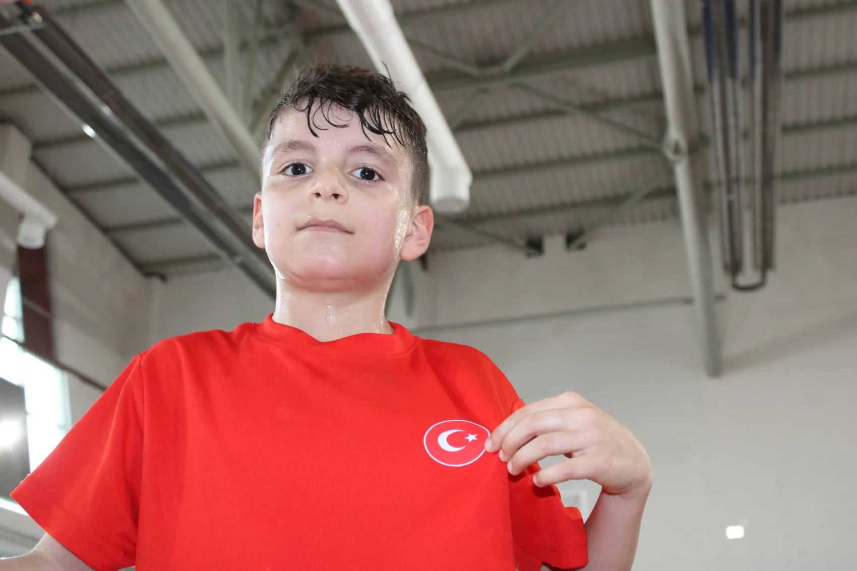 Depremi yaşayan küçük Kerem Avrupa şampiyonu oldu